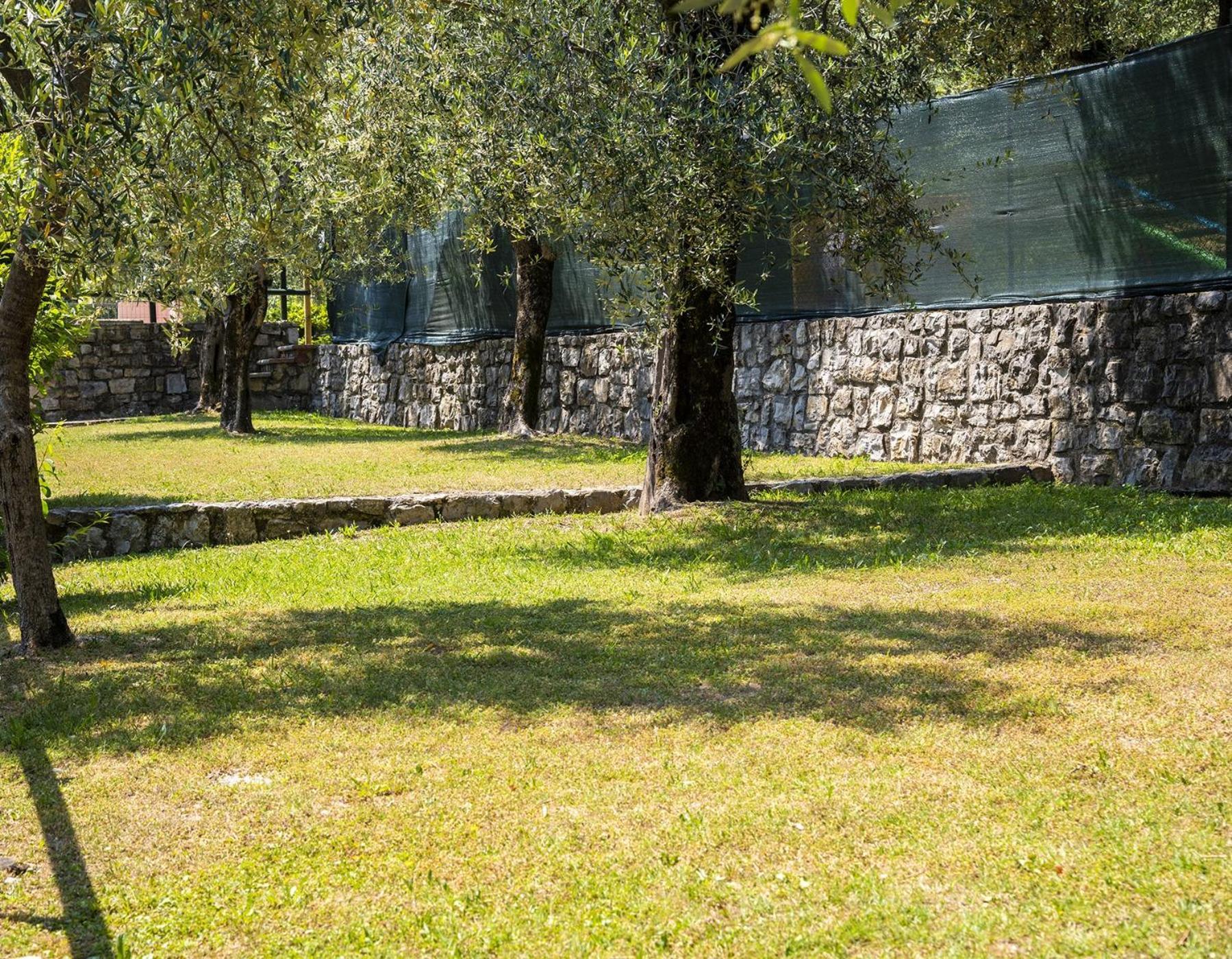 Camping Park Garda リモーネ・スル・ガルダ エクステリア 写真
