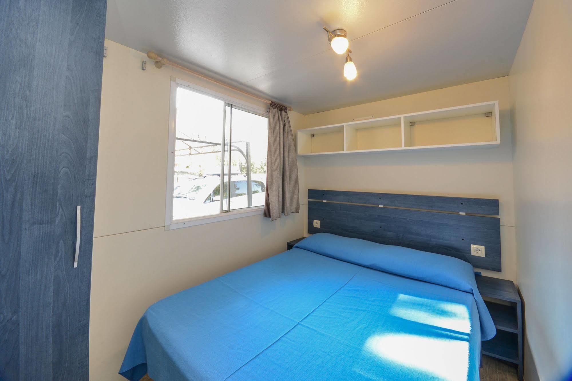 Camping Park Garda リモーネ・スル・ガルダ エクステリア 写真
